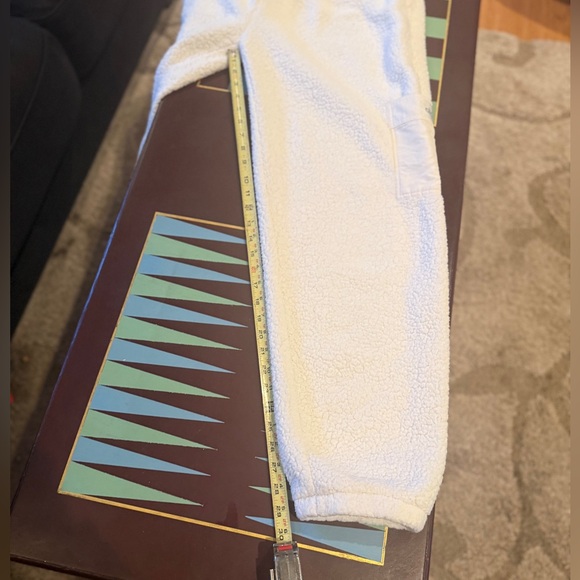 ALO Yoga Micro Sherpa High-Waist Solstice Sweatpants - Picture 12 of 16